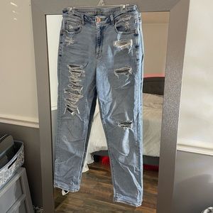 American eagle mom jeans